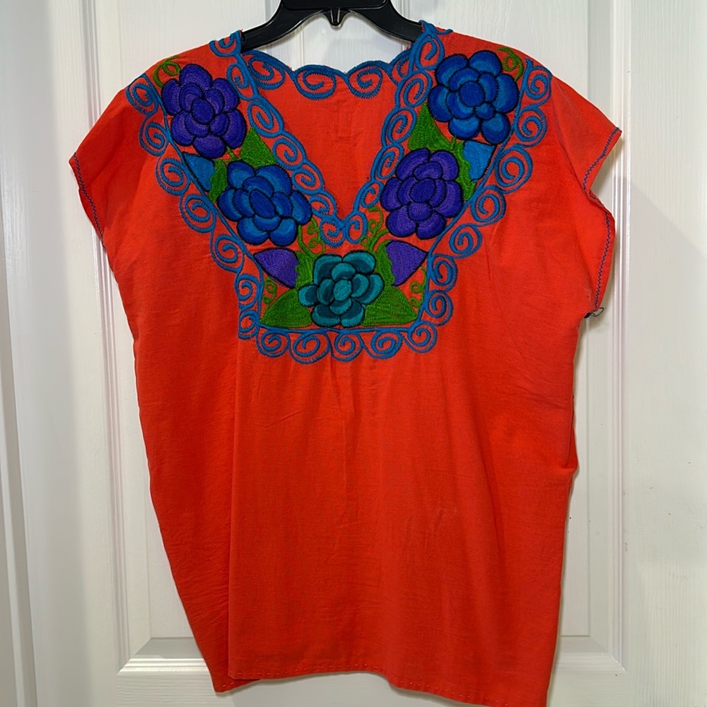 Authentic embroidered Mexican top